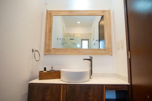 Apartamento Two Lux Beachfront Penthouses, 2 Jacuzzi, 2 Rooftops, 2 Pools, Gym, Kid's Club, Bar