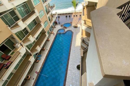 Apartamento Tiara Sands 503 A Pie de Playa!