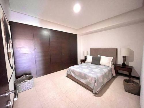 Apartamento Peninsula 2 E de Lujo Frente Al Mar!