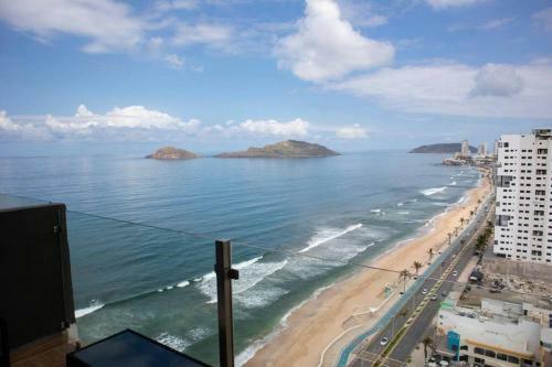 Apartamento Portico Beach 2002