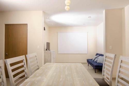 Casa Con 3 Rec�maras Y Jard�n