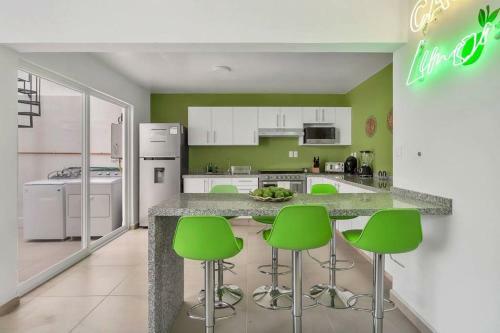 +ms +casa Lim�n +16 Pax +wifi 150mb