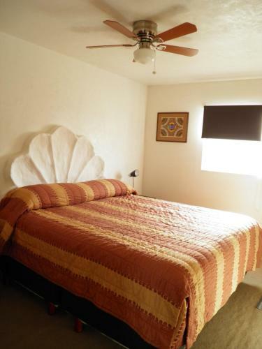 6 &14 Equipped Beach House Seaside Hotel
