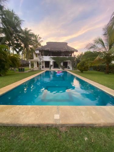 Casa Maya Private Villa On The Beach