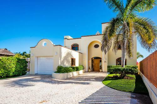 Riviera Maya Luxury Villa