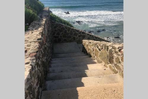 Apartamento New Modern Rosarito Beach Front Condo