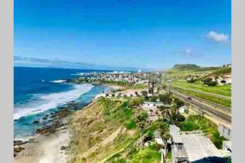 Apartamento New Modern Rosarito Beach Front Condo