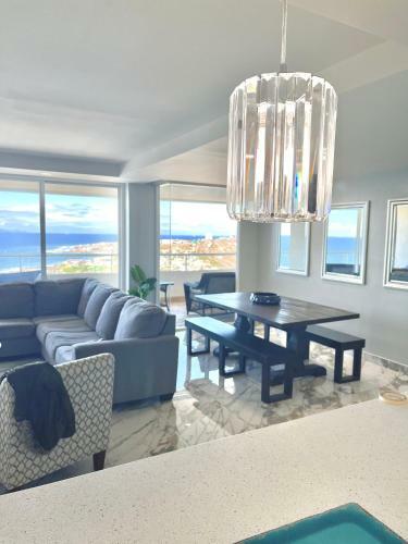 Apartamento New Modern Rosarito Beach Front Condo