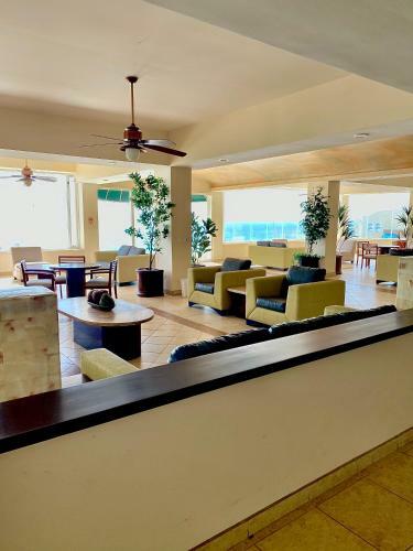 Apartamento New Modern Rosarito Beach Front Condo