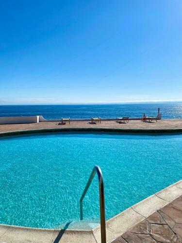 Apartamento New Modern Rosarito Beach Front Condo