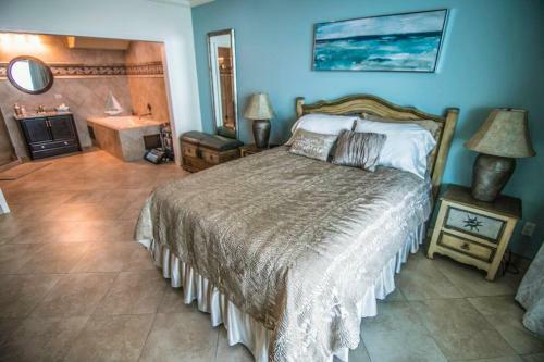 Apartamento #1 Oceanfront Condo W/ Jacuzzi, Pool & Bbq