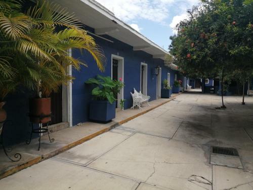 Casa Refugio Budget House 7 Rooms 8 Baths