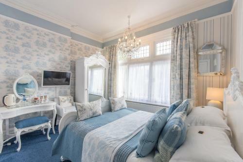Hostal Grovefield Manor