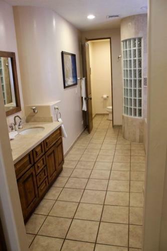 Bella Sirena 2br Ba 401-v By Casago