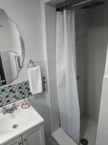 Apartamento La Arena 3c Hotel Unit #3 - Sleeps 3