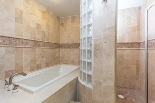 Apartamento Sandy Beach Bella Sirena 403-e - 1br 1ba