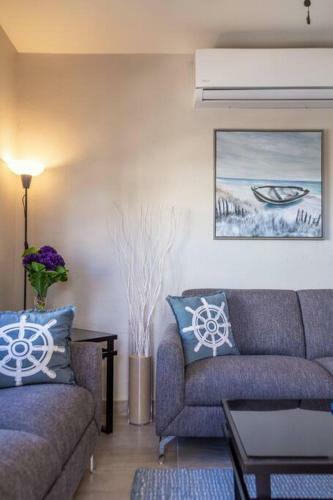 New Home Fully Equipped And Waiting For You