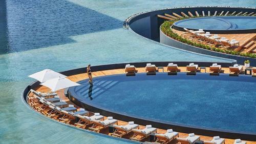 Sublime Oceanfront Viceroy 2bd Condo