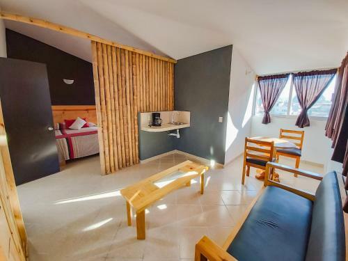 Hotel Axkan Click Suites