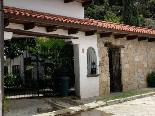 Caba�a Del Pedregal