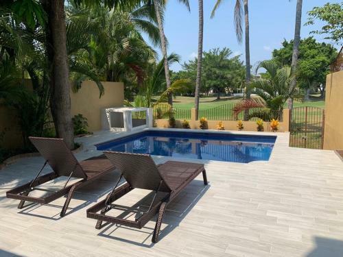 Casa Mojo - Pool Overlooking The Marina Golf Course
