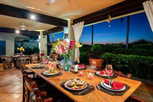 Beautiful Oceanfront Villa - Amapas Beach