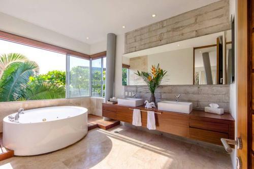Modern Villa Private Pool - Tropical And Ocean Views