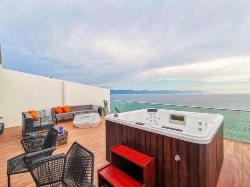 Apartamento Icon Vallarta- Ph Rooftop With Jacuzzi!