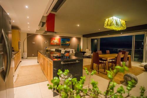Apartamento Luxury Condo Peninsula