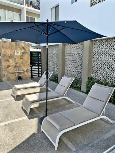 Apartamento Nuevo Con Alberca En Primer Piso