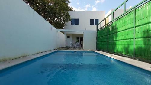 Villa Familiar Con Piscina