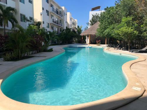 Castell Suites Apartment