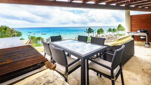 Embassy Penthouse Beachfront At The Elements By Bric
