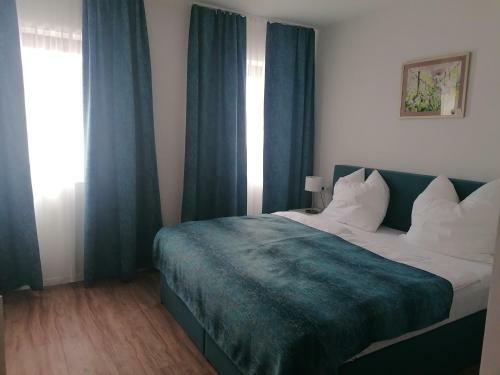 Hostal Catalleya Haus
