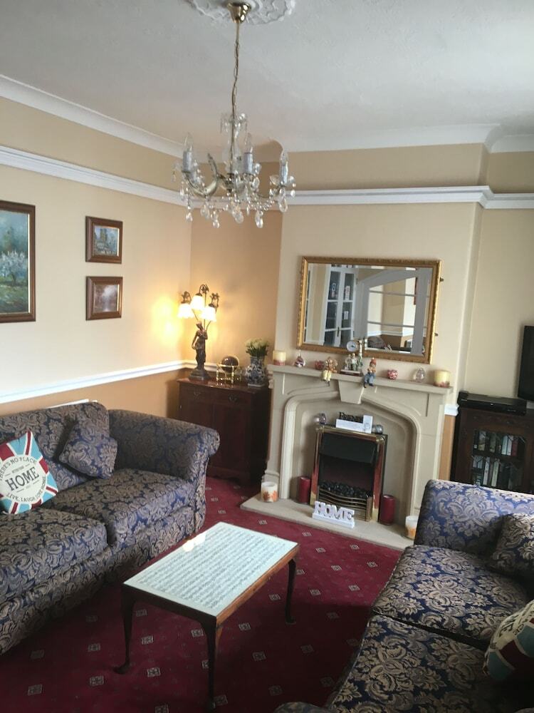Hostal White Lodge Guest House