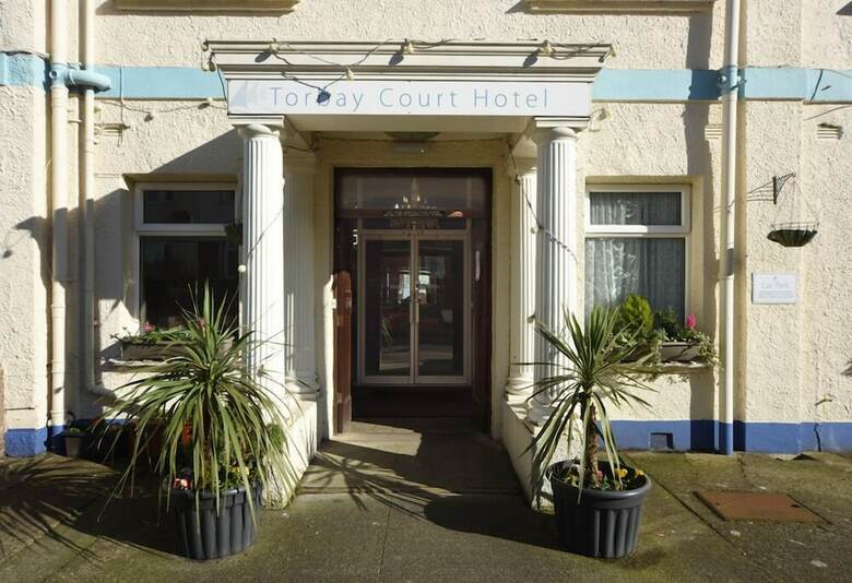 Hostal Torbay Court Hotel