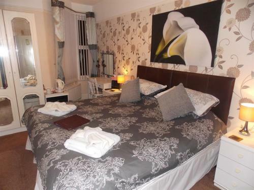 Hostal Easton Court Guest House