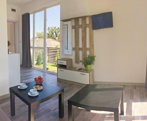 Hostal Karia Apartments