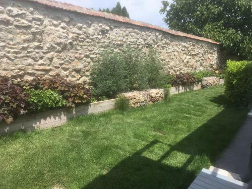 Hostal Karia Apartments