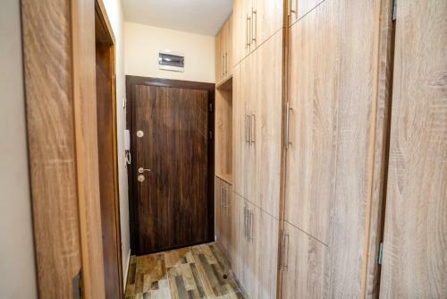 Park Apartment Emilin