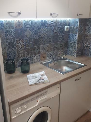 Hostex Meraki Apartment