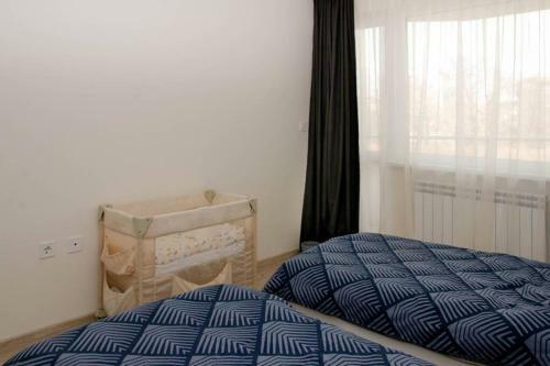 Super Luxurious & Spacious Designer Apartment.