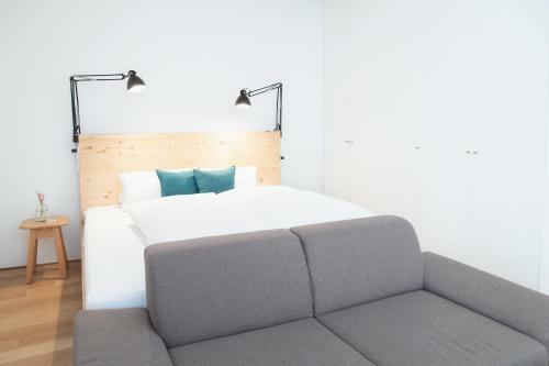 Hostal Pension Alpenfluh