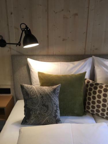 Hostal Pension Alpenfluh