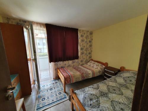 Hostal Velina House