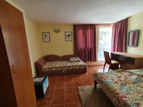 Hostal Velina House