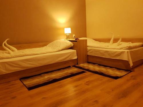 Hostal ?????????