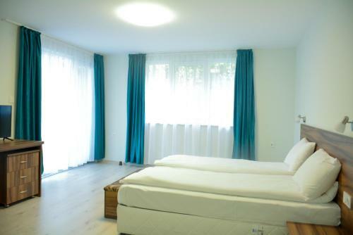 Hostal ???? 3-?????