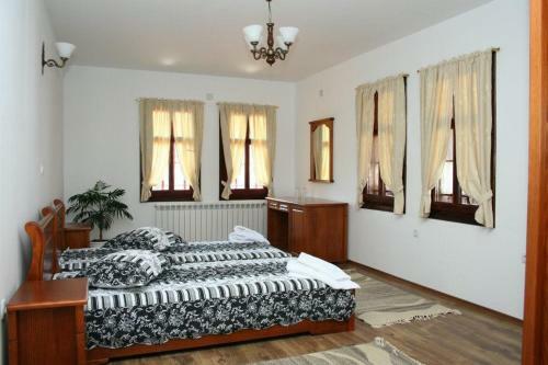 Hostal Enchevite Strannopriemnitsi