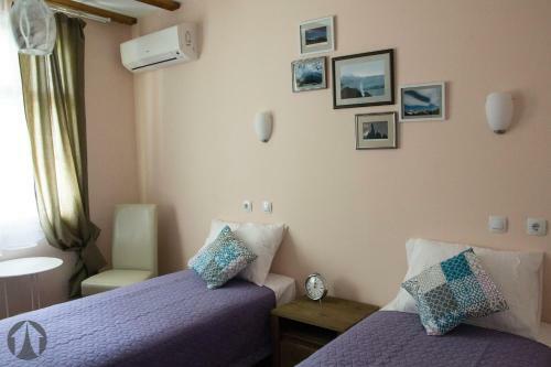 Hostal Base Camp Guesthouse